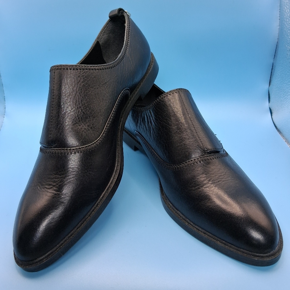 Calvin Klein 'Dayo' Black Leather Flats With Adjustable Hook And Loop Flap